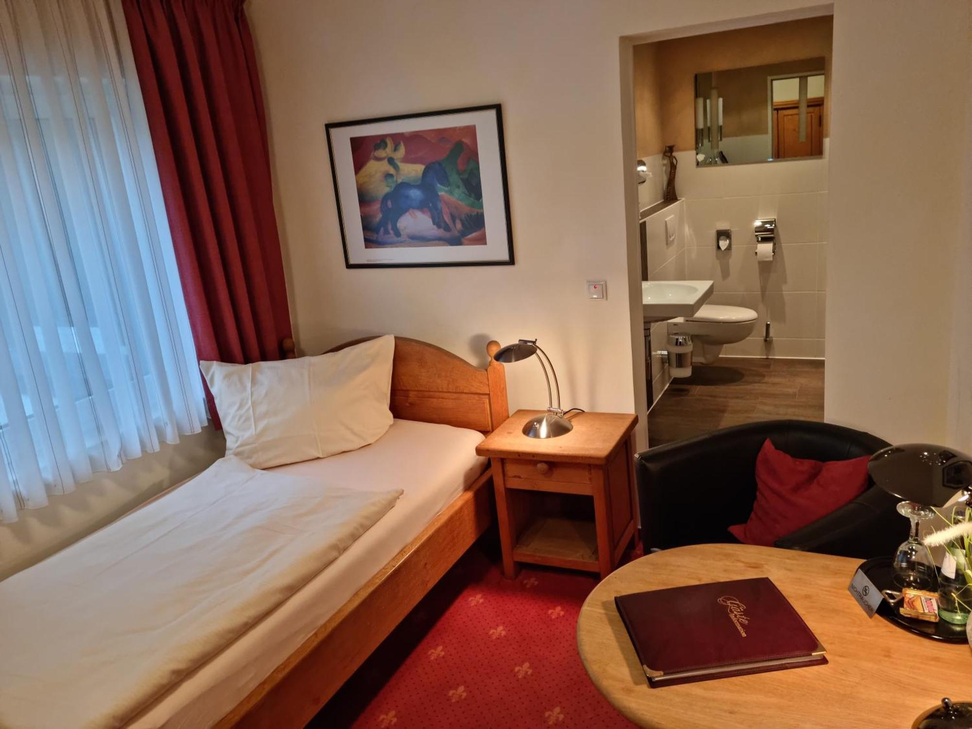 Hotel Landhaus Berghof Wenden  Extérieur photo
